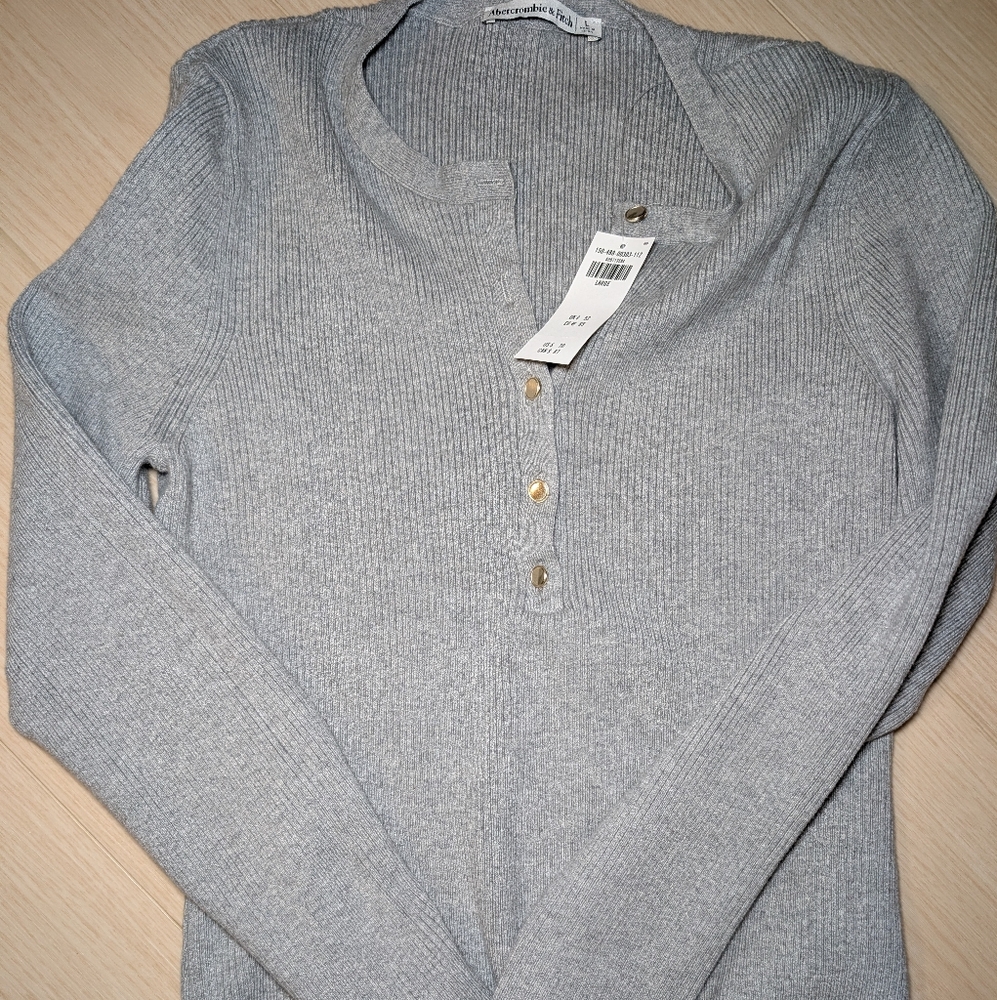 Abercrombie Light Gray Ribbed Long Sleeve Henley Top